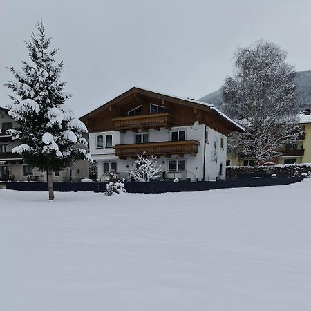 Appartement Monika Neukirchen am Großvenediger Eksteriør bilde
