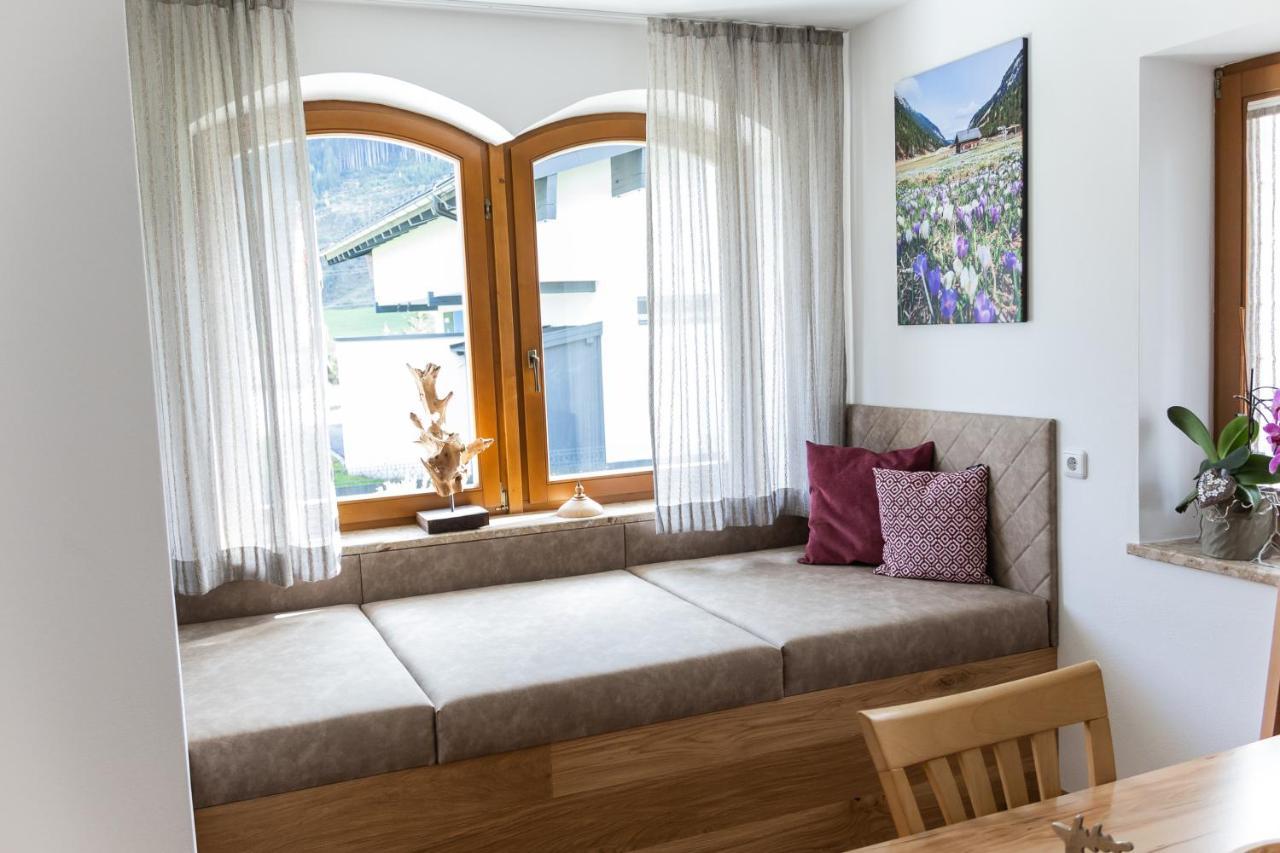 Appartement Monika Neukirchen am Großvenediger Eksteriør bilde
