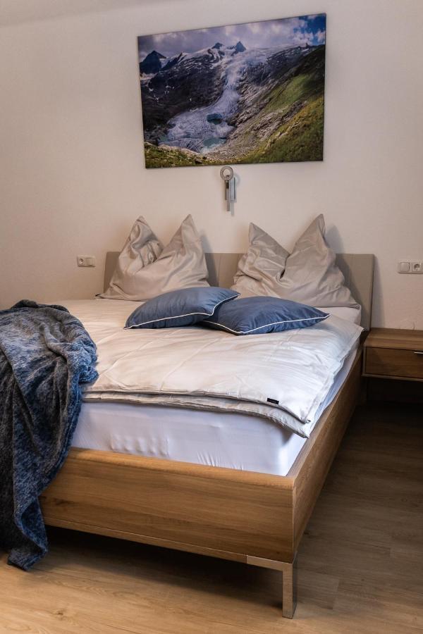 Appartement Monika Neukirchen am Großvenediger Eksteriør bilde